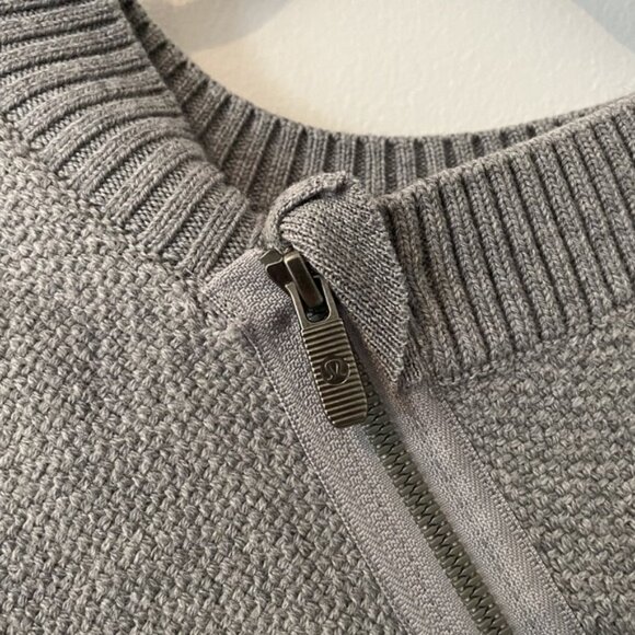 Lululemon Sweater On The Go Poncho Women's One Size Merino Wool Asymmetric Zip - Picture 5 of 10